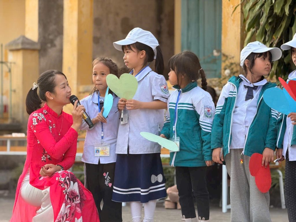 Giáo dục trẻ nhỏ