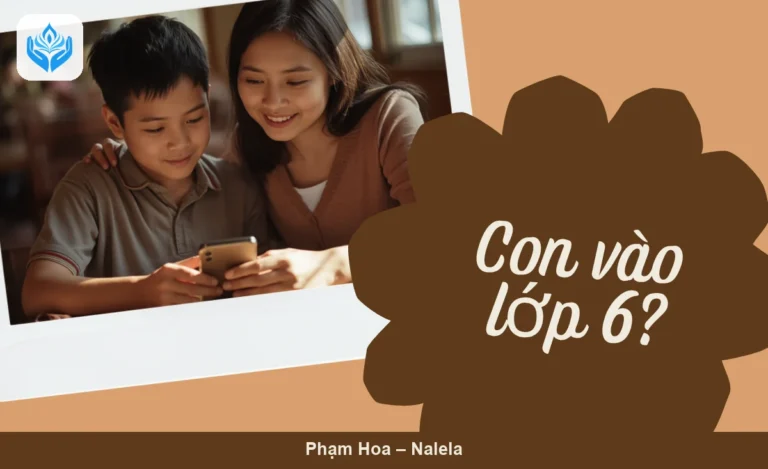 Mẹ và con trai lớp 6 cùng xem điện thoại — điện thoại cho học sinh lớp 6